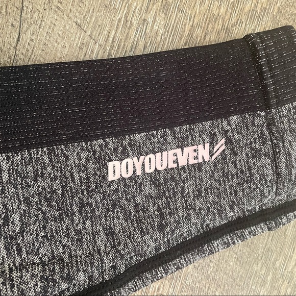 ❌SOLD❌ DOYOUEVEN Impact Seamless Leggings - Picture 3 of 5